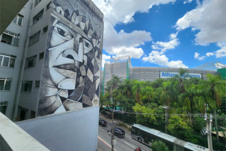 Sala comercial em frente ao Allianz Parque