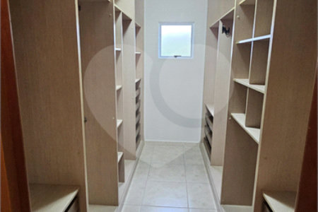 Casa Locação e Venda Condomínio Portal de Itaici 04 Dormitórios 02 suítes