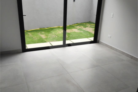 Sobrado em condomínio na cidade de Atibaia com vista espetacular, privacidade e conforto, avalia permuta, aceita financiamento