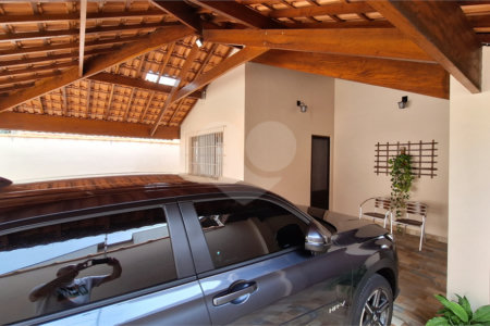 Casa térrea á venda - Peruíbe