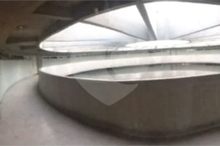 Sala com 37m² , 2 vagas , à venda no Jabaquara.