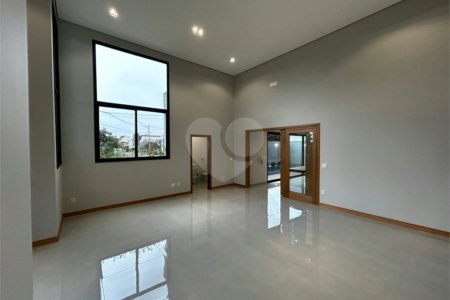 Casa para venda no condomínio de alto padrão Damha III,