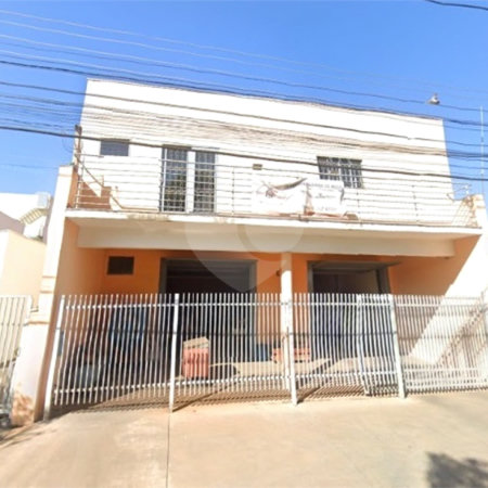 Galpão Comercial.