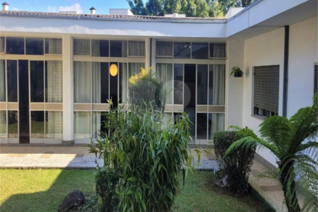 Casa de Alto Padrão à Venda – Campo Belo | São Paulo/SP