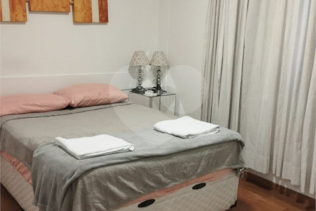 Duplex à venda com 3 suítes em Cerqueira Cesar, São Paulo, SP