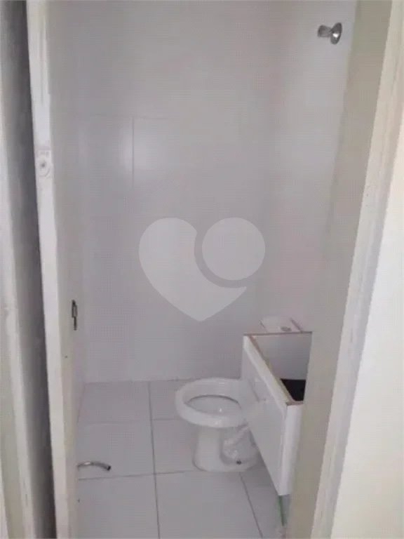 Sobrado à venda em Santo André , com 179m² , 2 dormitórios , sendo 1 suíte e 5 vagas.