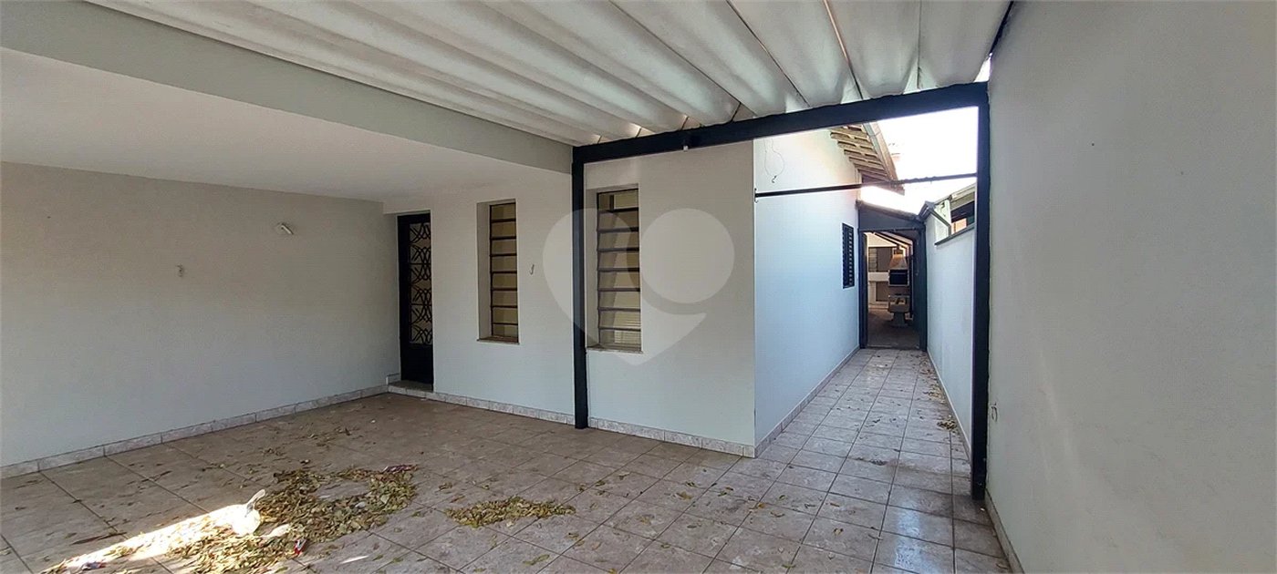 Casa à venda com 3 quartos, sendo 1 suíte, em Vila Belém, Piracicaba, SP
