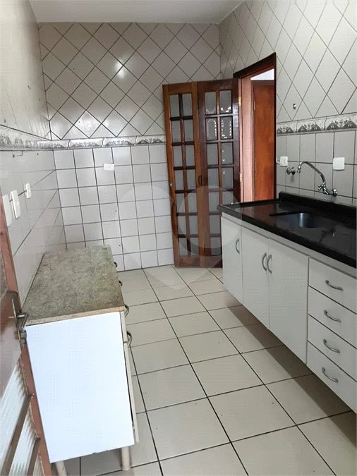 Apartamento à venda ou para alugar com 2 quartos, sendo 1 suíte,  no Centro, São Roque, SP