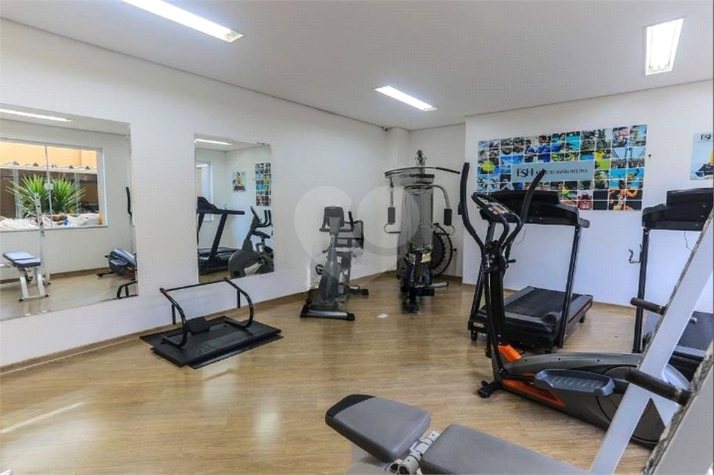 Oportunidade Apartamento mobiliado á venda na saude com 60m² com 2 dorm e 2 vaga. Aceita e estuda Permuta ( sujeito a avaliação).