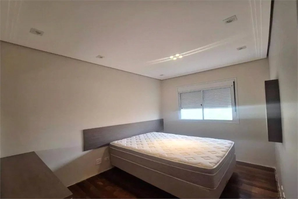 Apartamento à venda com 3 quartos, sendo 1 suíte, em Parque Reboucas, São Paulo, SP