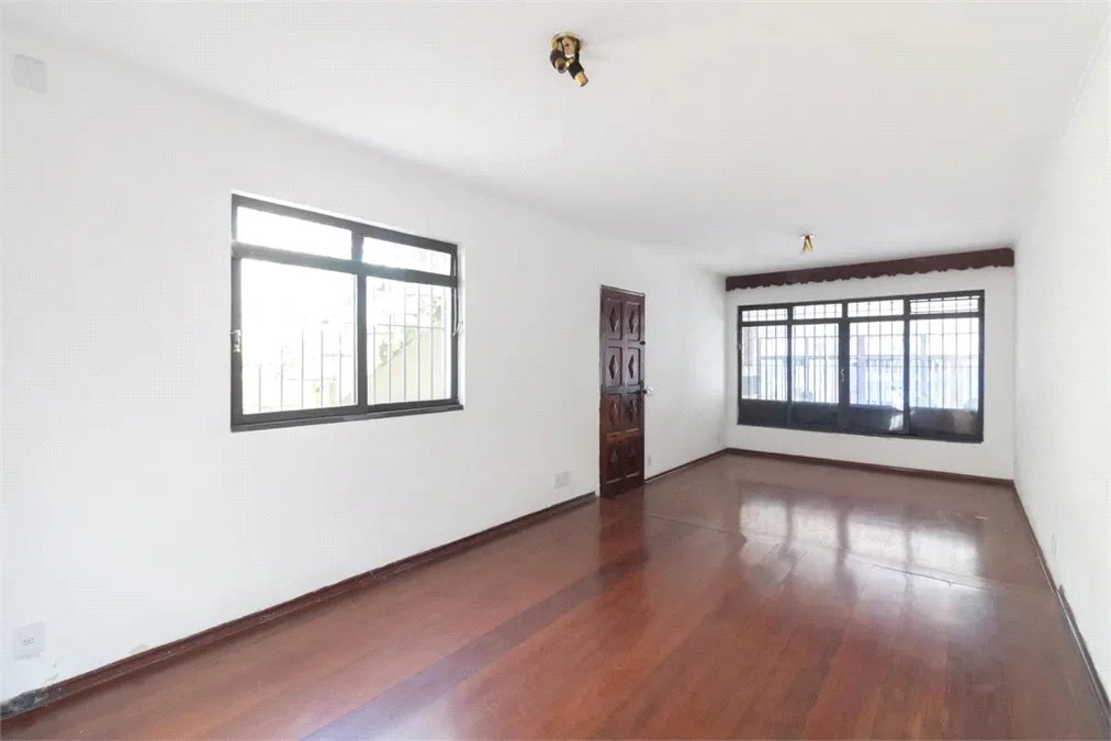 Casa à venda com 3 quartos, sendo 1 suíte,  em Vila Sônia, São Paulo, SP