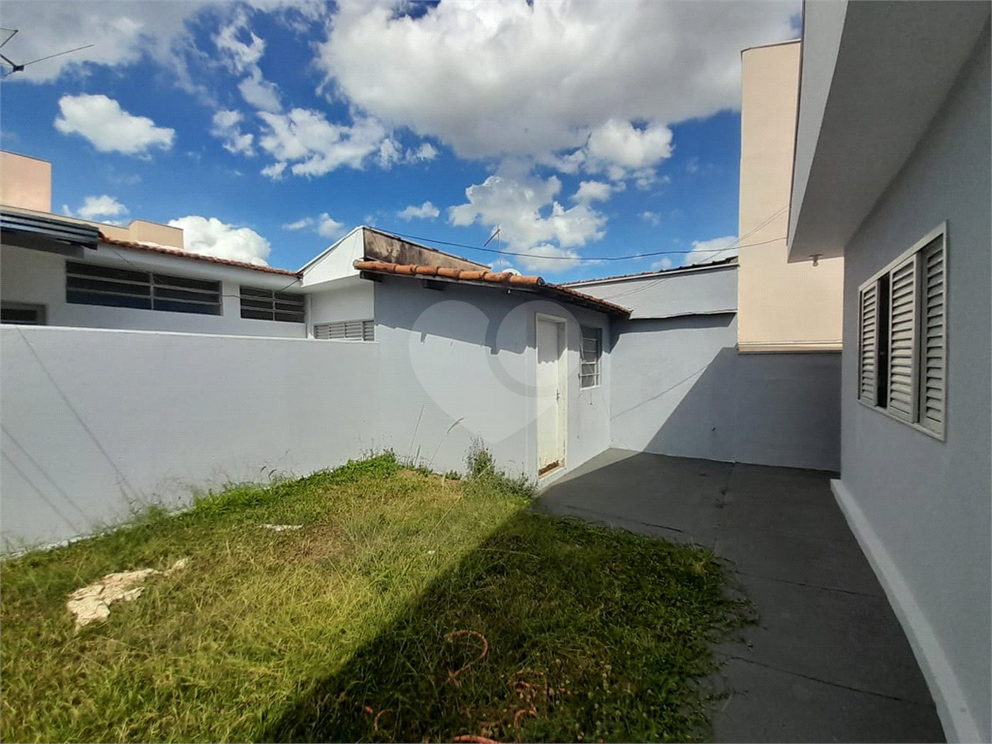 Casa Disponível para Venda ou Locação na Vila Nery – Ideal para Residência ou Comércio