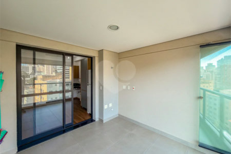Studio novo com 33m² e vaga na garagem na região da Aclimação em São Paulo - SP.
