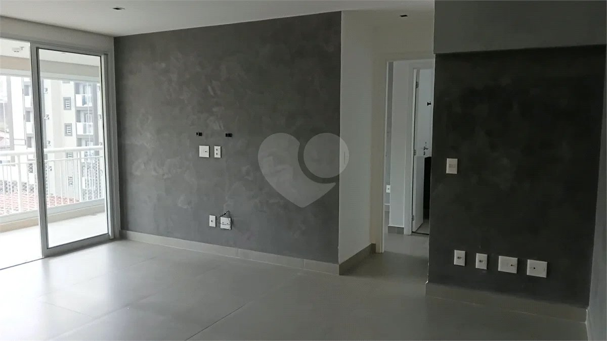 Apartamento LOCAÇÃO! 03 Dormitório, Varanda Gourmet com churrasqueira. Próximo metrô Santana