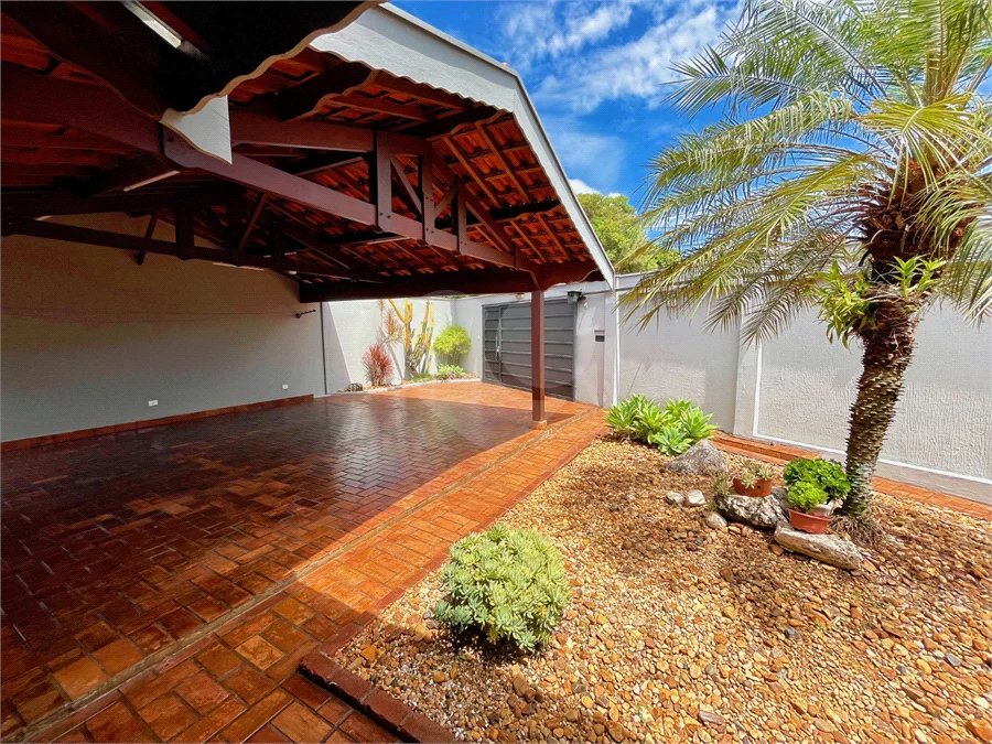 Casa à venda com 4 quartos, sendo 1 suíte,  em Loteamento Santa Rosa, Piracicaba, SP