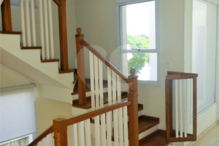 Casa à venda na Saúde c/293m2 - 4 Suítes/4 Salas/3 Vagas na garagem