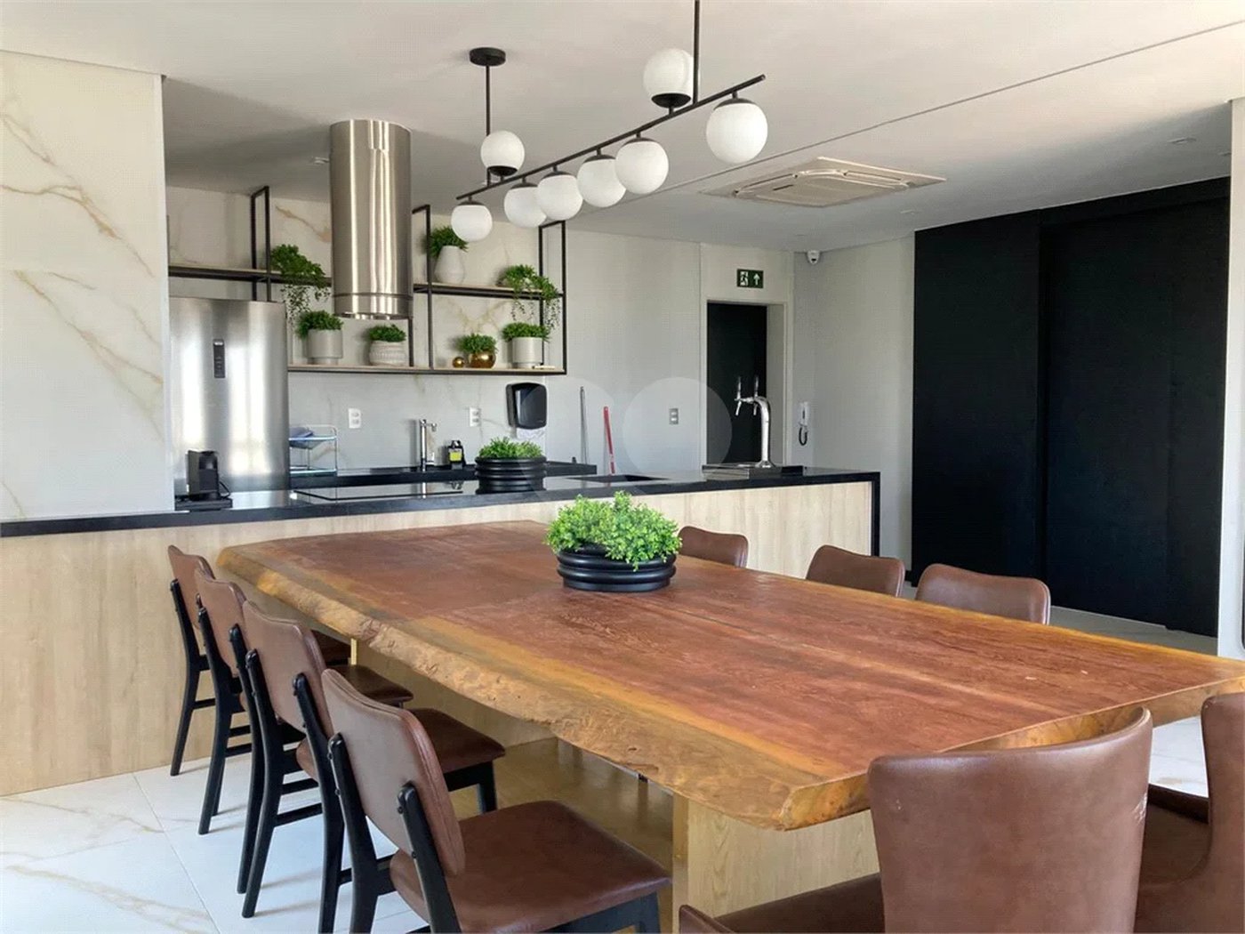 Apartamento à venda com 2 quartos, sendo 1 suíte, em Chácara Santo Antônio, São Paulo, SP