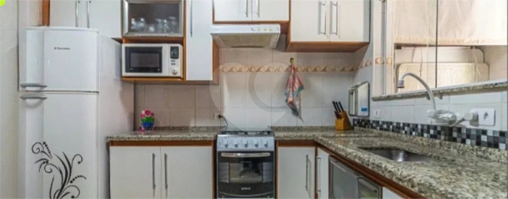 Sobrado com 74m² , 3 dormitórios , 2 vagas , à venda no bairro Campestre , Santo André.