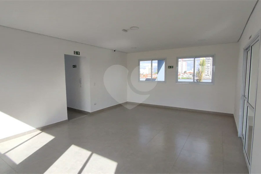 Vende-se apartamento no Edifício Residencial Flor do Ipê