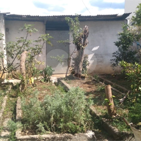 Casa com 272m² de área construída , 2 dormitórios , 1 vaga , à venda no Jabaquara.