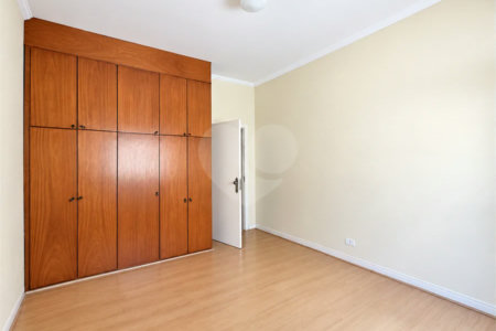 Casa Térrea à venda com 3 quartos, sendo 2 suítes,  em Brooklin Velho, São Paulo, SP