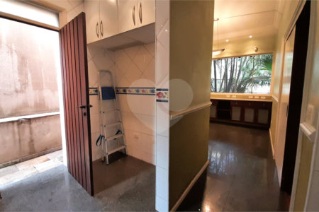Casa Térrea à venda com 4 quartos, sendo 2 suítes, em Chácara Monte Alegre, São Paulo, SP