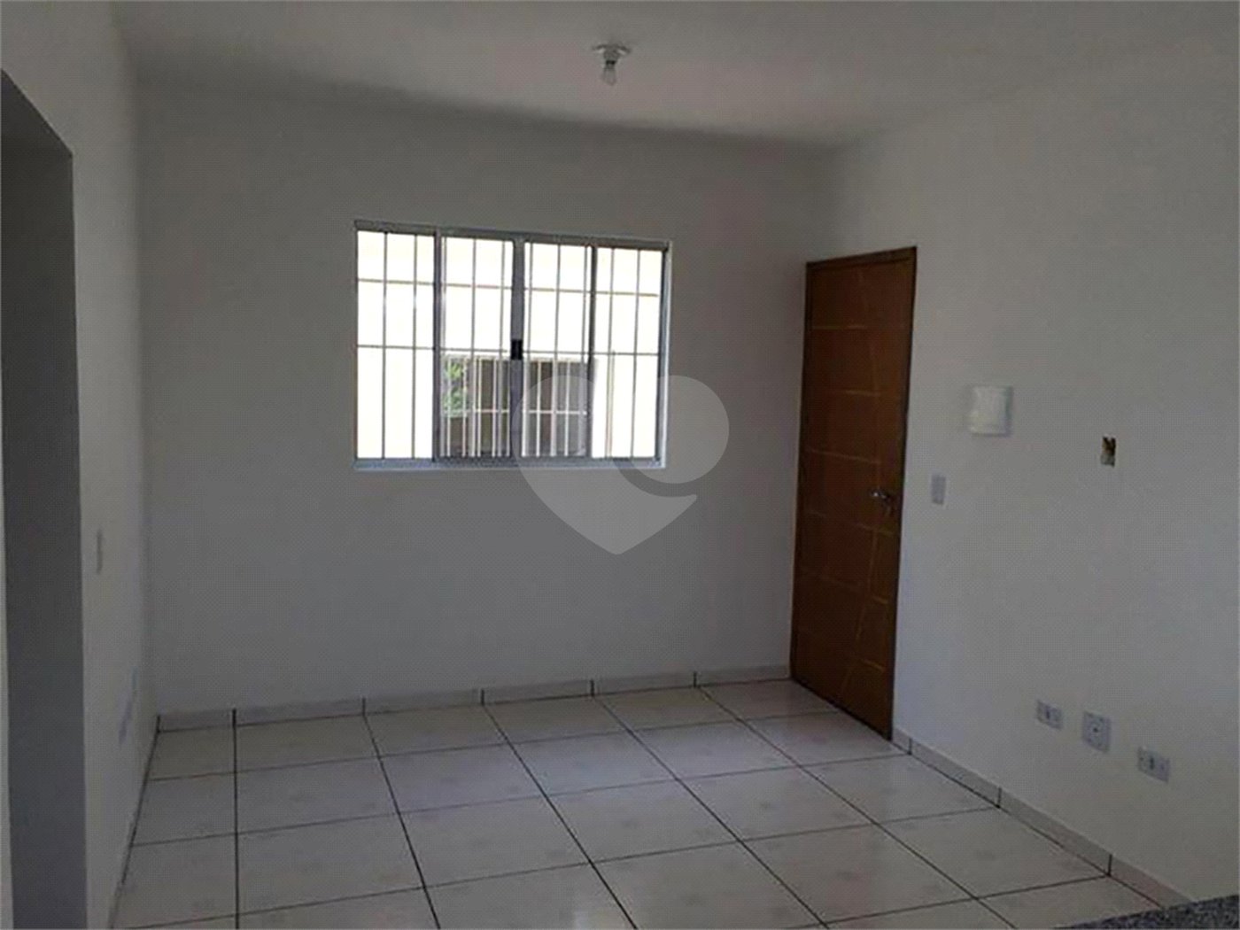 Apartamento a venda em Atibaia com 2 dormitórios.