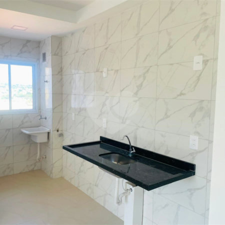 Casa á venda no Bairro Cidade Jardim