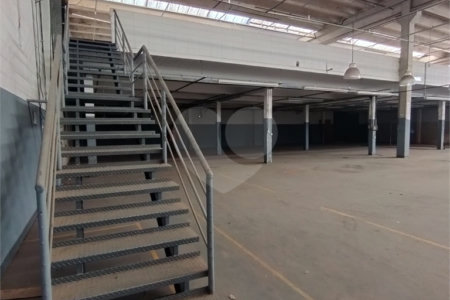 Galpão com 4.000 m² à venda em São Mateus