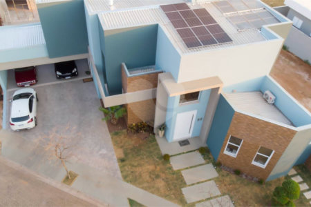 Sobrado de alto padrão no condomínio residencial Reserva Aquarela