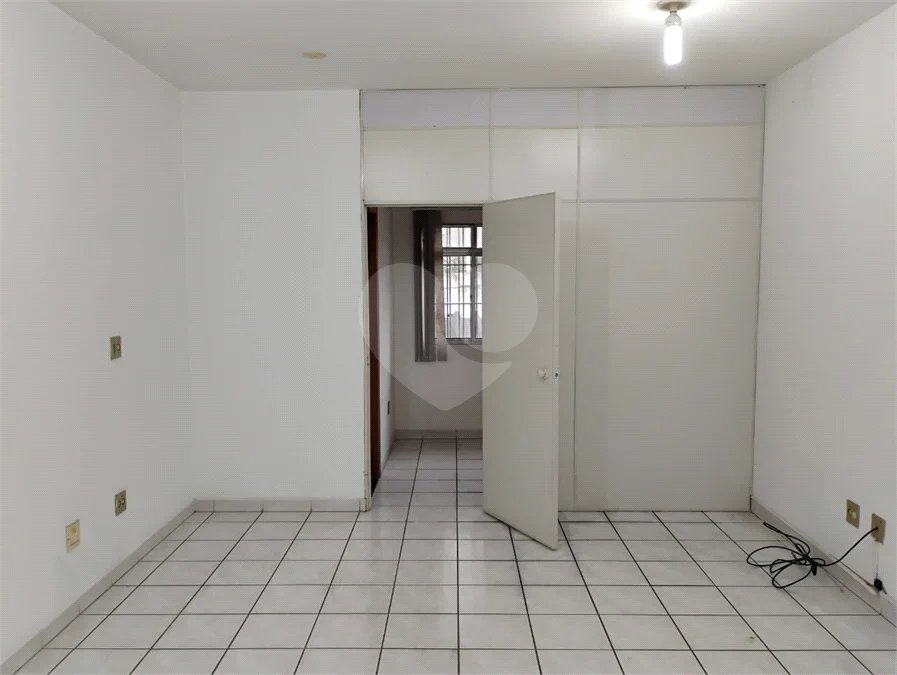 Excelente sala comercial na Zona Sul