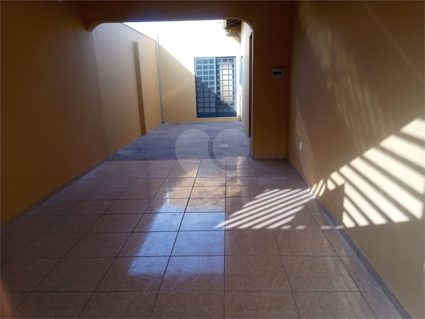 Casa térrea com salão comercial para venda no Maria Stella Fagá.