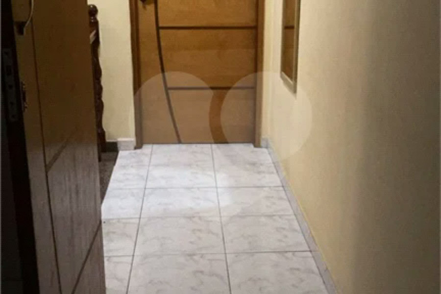 Sobrado à venda no Jardim Jaraguá