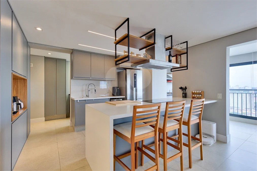 Apartamento à venda com 2 suítes em Santo Amaro, São Paulo, SP
