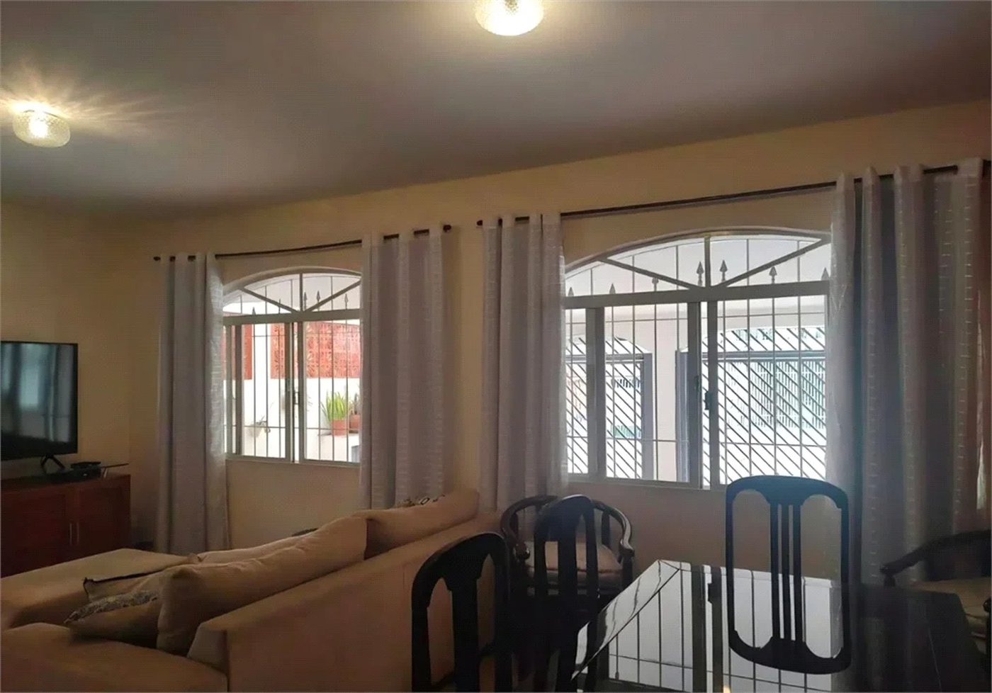 Sobrado à venda com 3 quartos, sendo 1 suíte, em Jardim Ester, São Paulo, SP