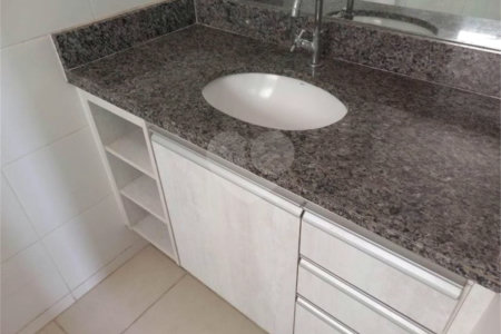 Apartamento à Venda em Condomínio Fechado – Ótima Localização e Infraestrutura Completa