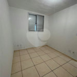 Apartamento no Condomínio Monte Everest.