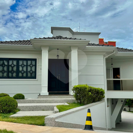 Casa a venda no Parque Faber Castell I