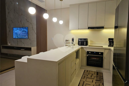 Casa à Venda no Arcoville - Completa e Confortável