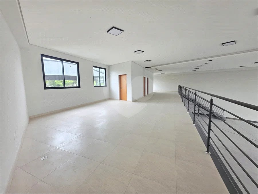 Prédio Comercial para Locação no Jardim Santo Antônio em Valinhos/SP