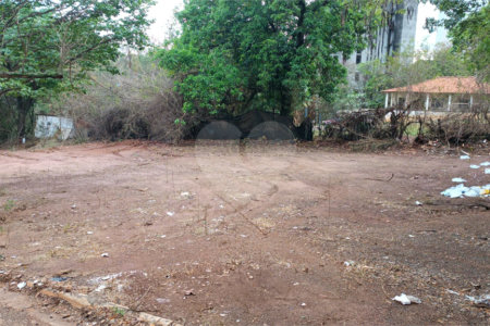 Terreno de 4600 m²