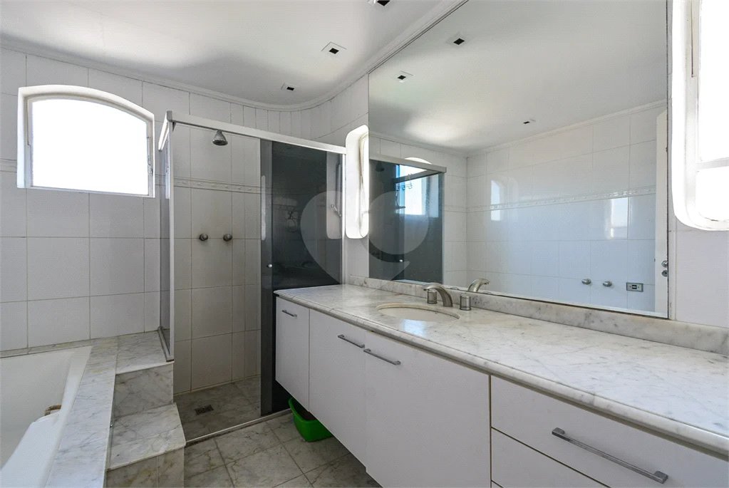 Apartamento à venda com 3 quartos, sendo 1 suíte, em Granja Julieta, São Paulo, SP