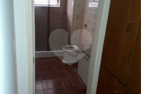 Apartamento para locação na Saúde de 80m² com 2 dormitórios.