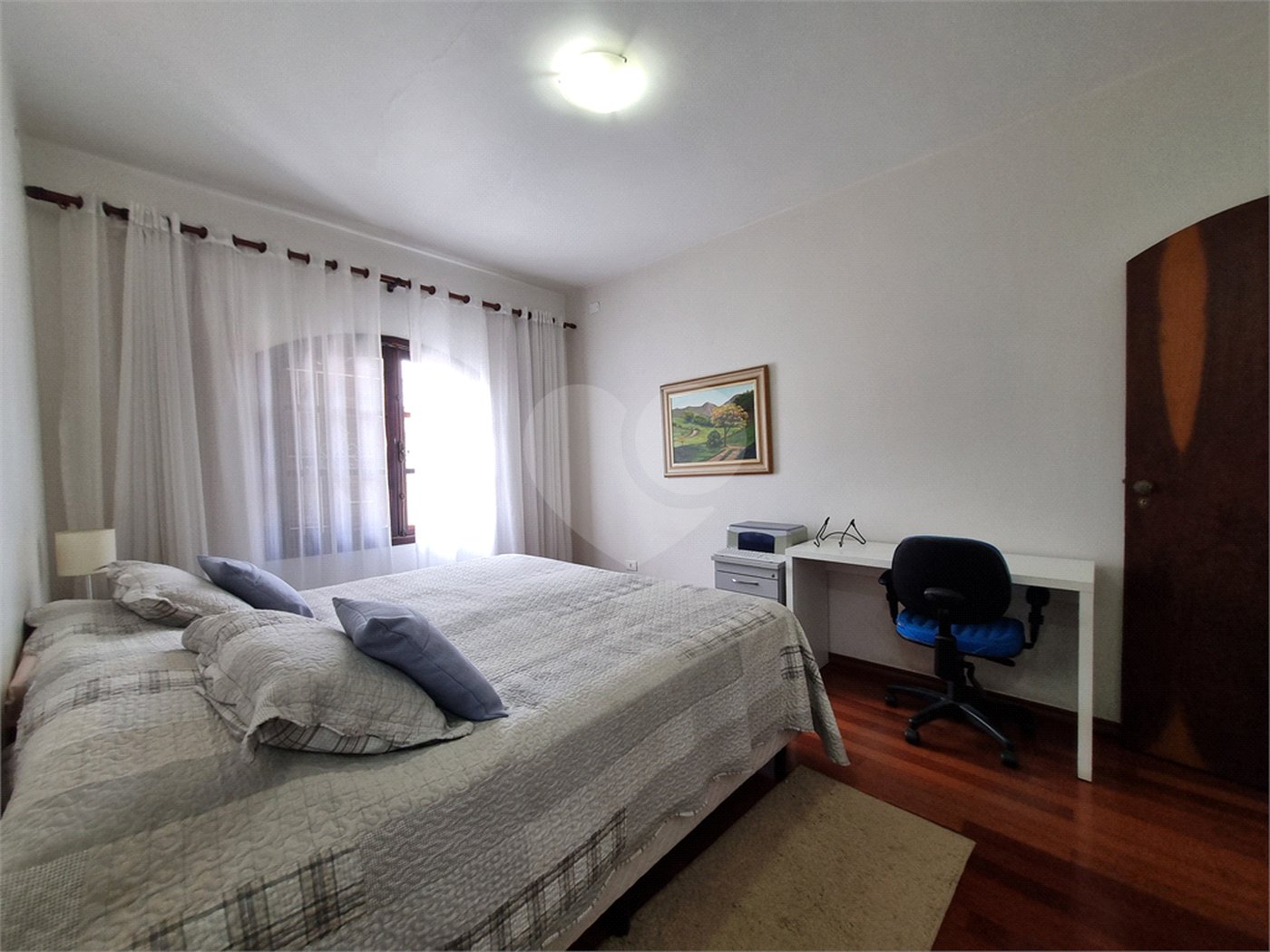 VENDA - Sobrado Jardim França: 135m² | 3 dormitórios (1 suíte) | 2 vagas | Churrasqueira