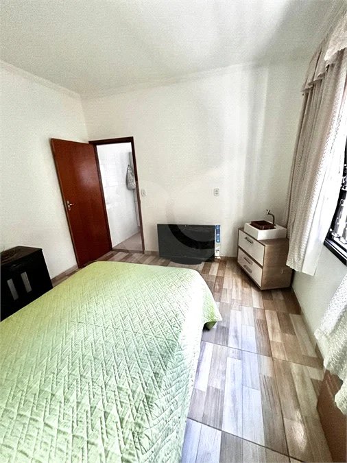 Casa com 2 quartos na Vila Brasileira em Mogi das Cruzes/SP