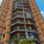 Apartamento à venda com 3 quartos, sendo 1 suíte,  em Vila Gomes, São Paulo, SP