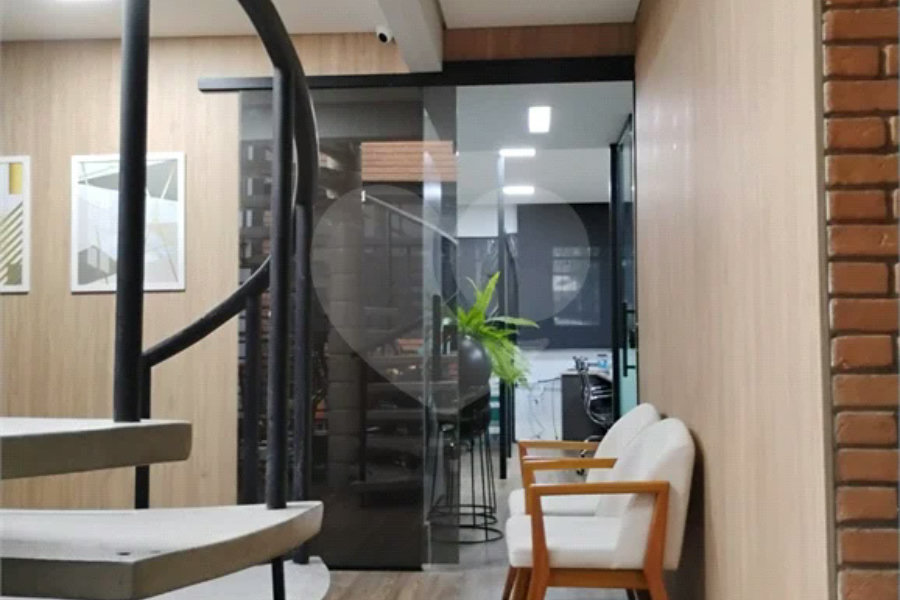 Excelente sobrado/prédio comercial próximo ao Aeroporto de Congonhas!