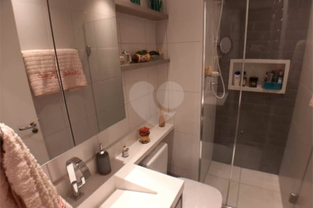 Apartamento à venda com 33m² - Brás.