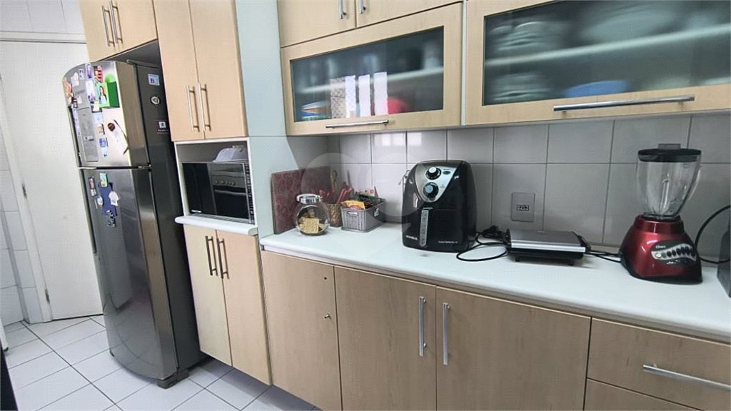 Apartamento à venda com 3 quartos, sendo 2 suítes, em Morumbi, São Paulo, SP