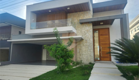 Casa à venda ou para alugar com 4 suítes no condomínio Residencial Jaguary, São José dos Campos - SP